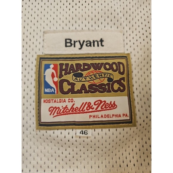 Mitchell & Ness Hardwood Classics NBA LA Lakers Kobe Bryant #24 Jersey Size 46 - Picture 2 of 8